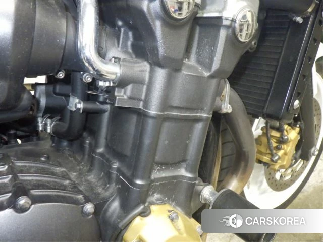 Engine photo