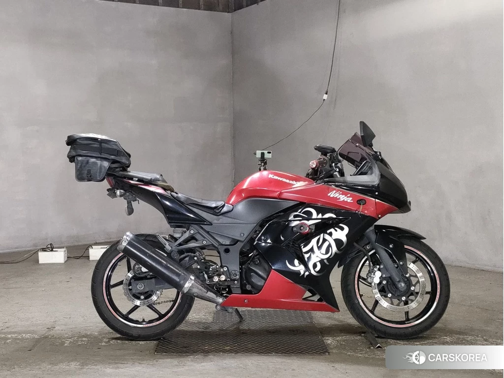 Проданный Kawasaki NINJA 250R id 4171116 из Японии