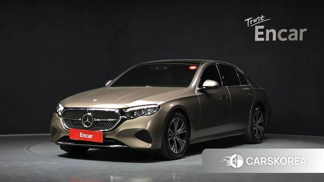 Mercedes-Benz E-Class W214 2025 Песочный из Кореи