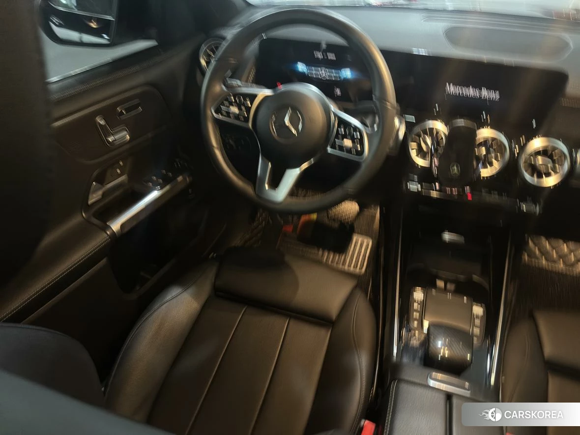 Mercedes-Benz GLB 2021 Черный из Китая