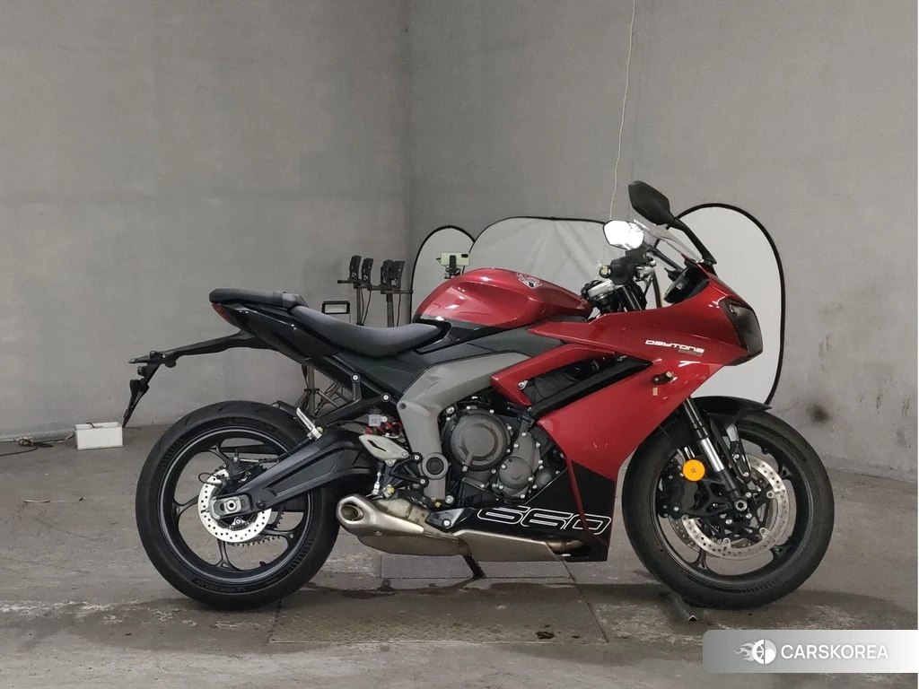 Проданный Triumph DAYTONA 660 2024 из Японии, фото 2