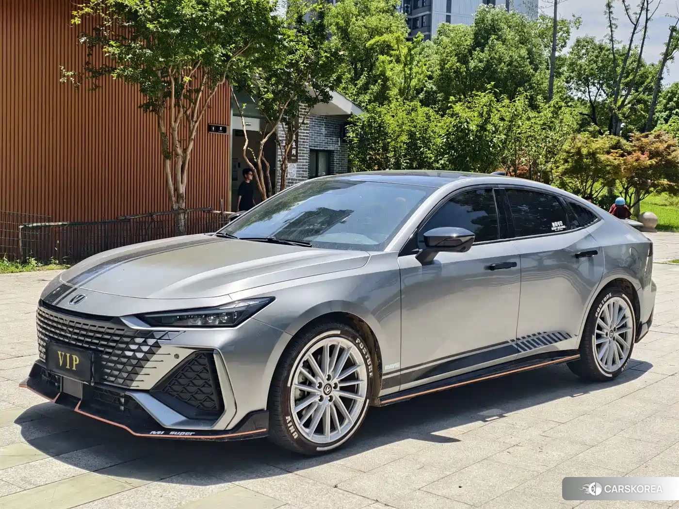 Chang'an Changan UNI-V 2023 Silver/gray из Китая