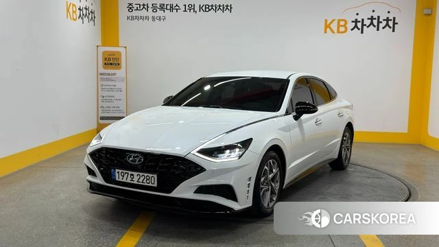 Hyundai Sonata (DN8) 2022 Белый из Кореи