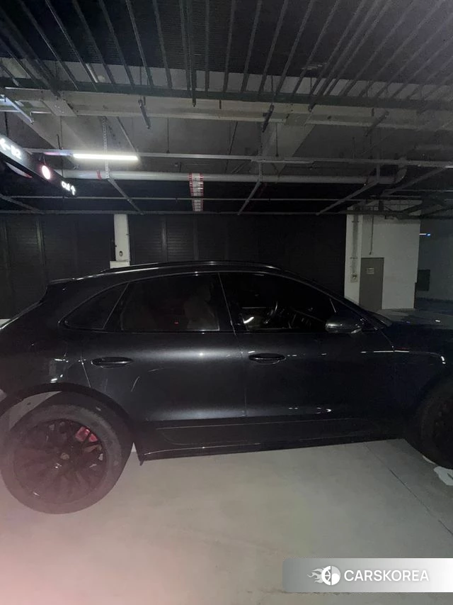 Porsche Macan 2018 Серый из Кореи