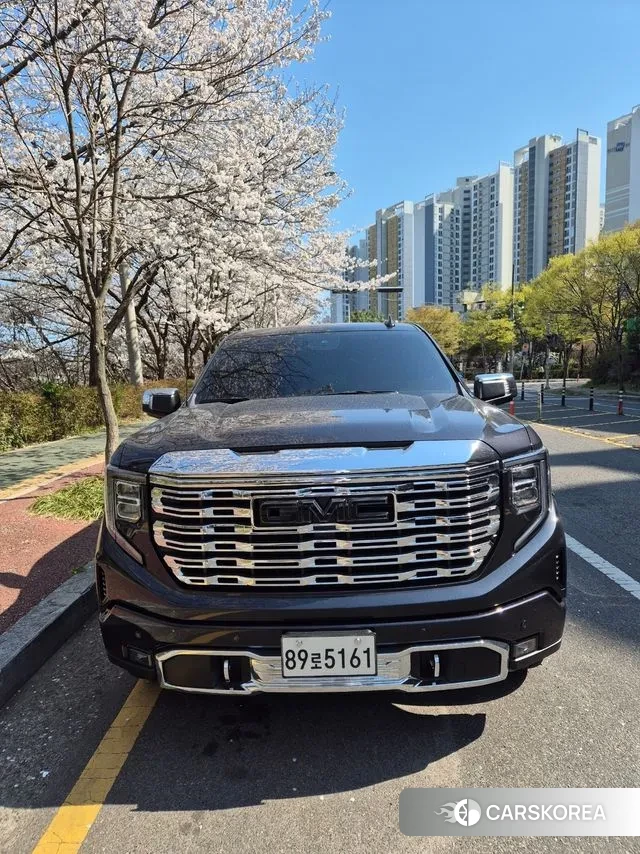 GMC Sierra 2024 Черный из Кореи