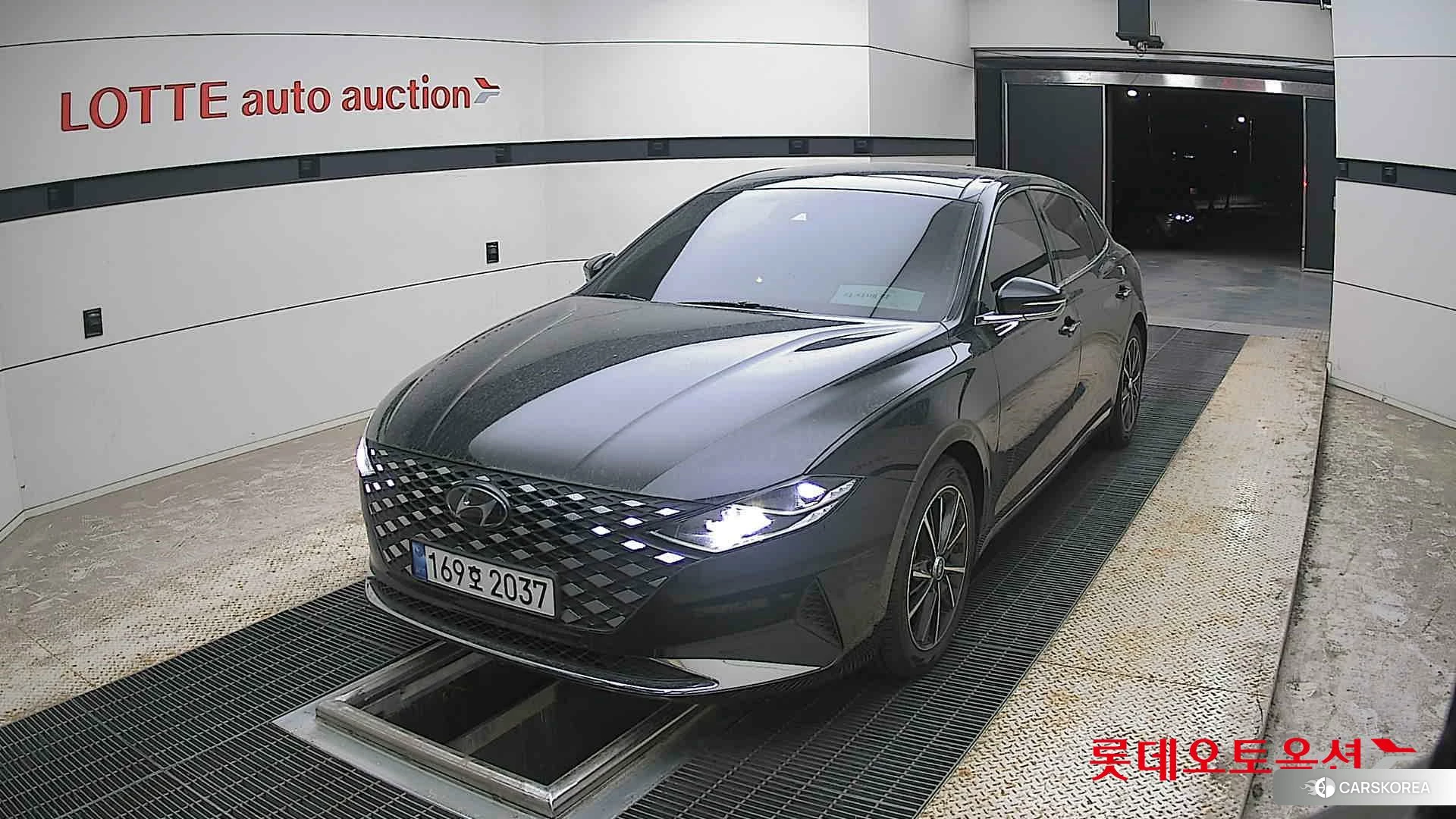 Hyundai Grandeur 2022 Midnight Black Pearl из Кореи