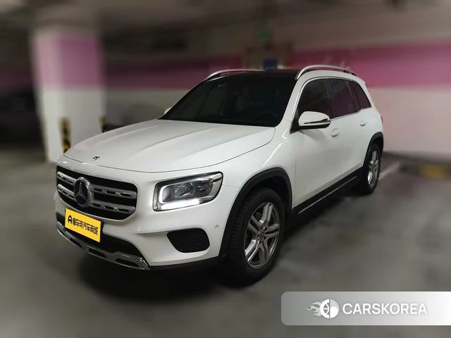 Mercedes-Benz GLB 2021 Белый из Китая