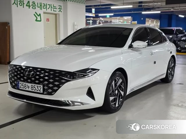 Hyundai The New Grandeur IG Hybrid 2021 Белый из Кореи