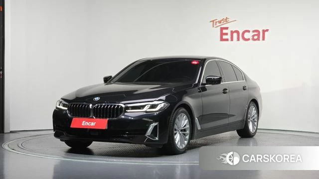 BMW 5 Series (G30) 2021 Черный из Кореи