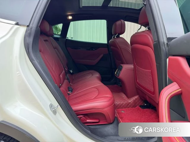 Maserati Levante 2019 Белый из Китая