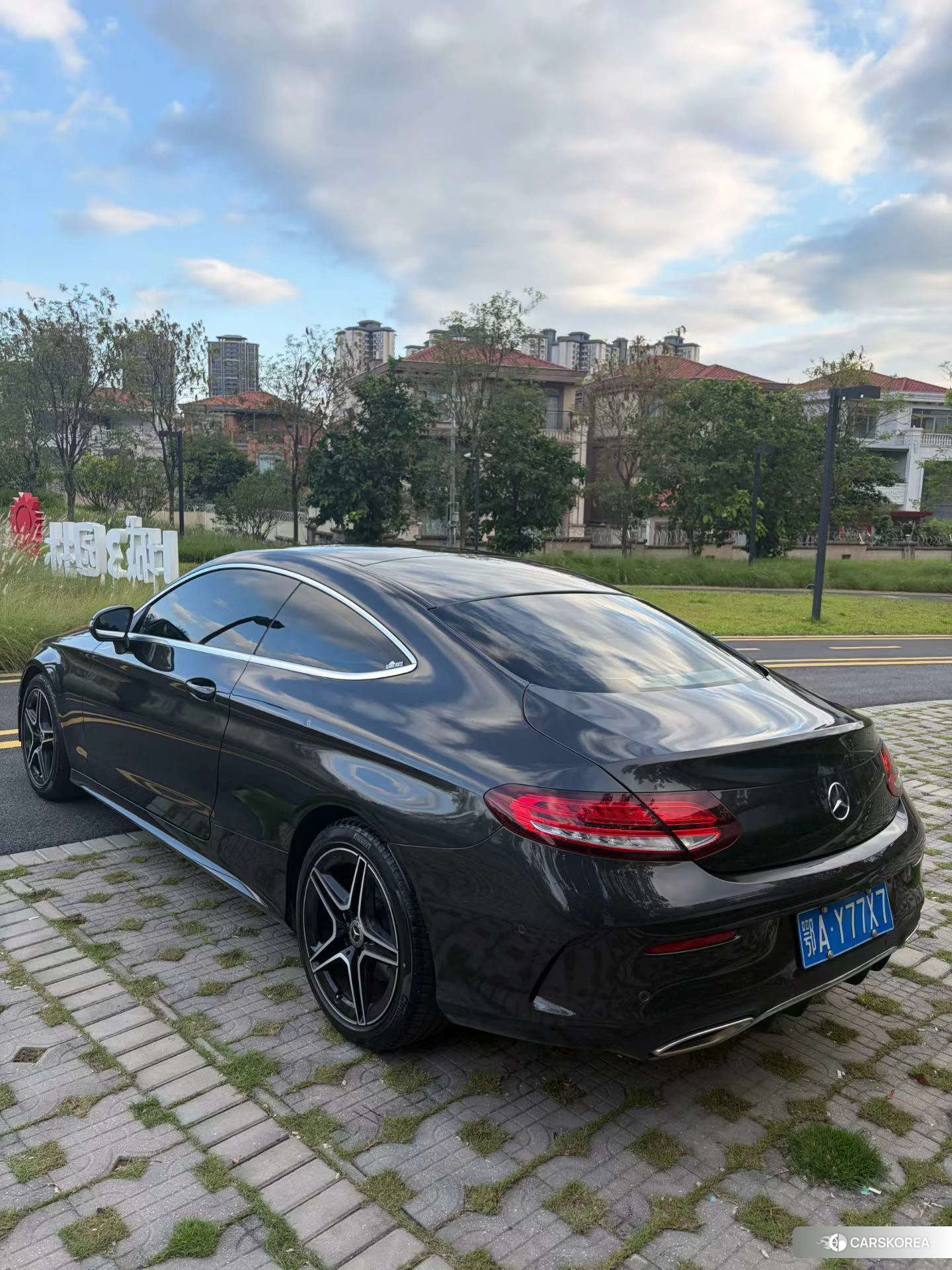 Mercedes-Benz Class C (imported) 2020 Черный из Китая