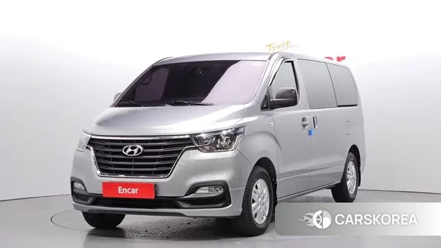 Hyundai The New Grand Starex 2018 Серебристо-серый из Кореи