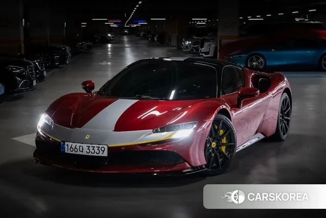 Ferrari SF90 Spider 2023 Красный из Кореи