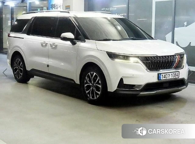 Kia Carnival 4th generation 2022 Белый из Кореи