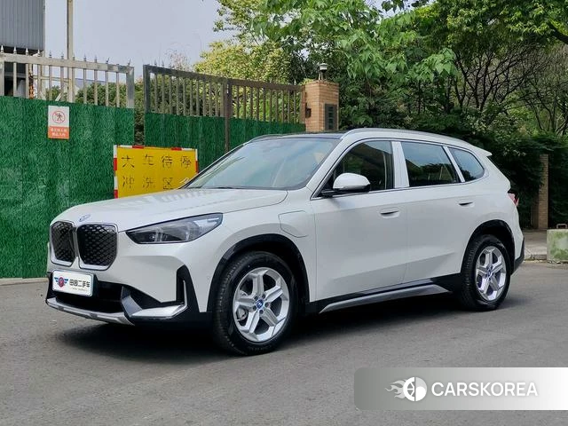 BMW iX1 2026 Белый из Китая
