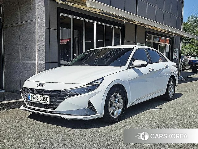 Hyundai Avante (CN7) 2021 Белый из Кореи
