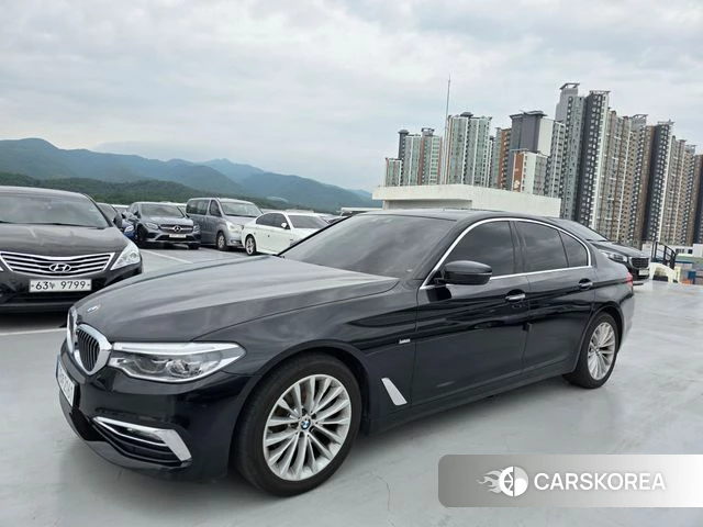 BMW 5 Series (G30) 2018 Черный из Кореи