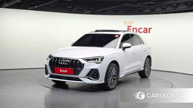 Audi Q3 (F3) 2022 Белый из Кореи
