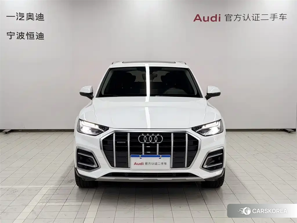 Audi Q5L 2022 Белый из Китая