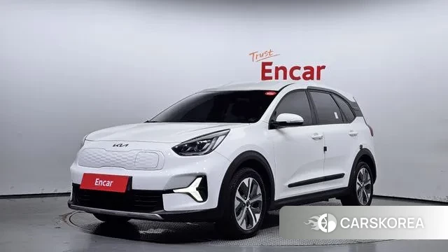 Kia Niro Plus 2022 Белый из Кореи