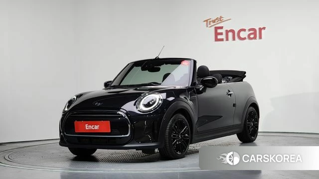 Mini Cooper Convertible 2024 Черный из Кореи