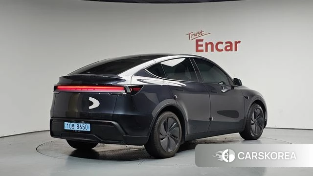 Tesla Model Y 2025 Серый из Кореи