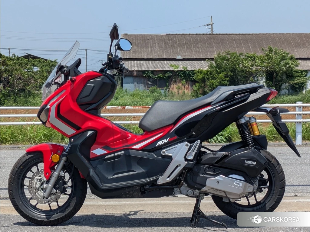 Проданный Honda ADV150 id 4066812 из Японии