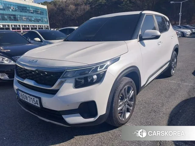 Kia Seltos 2021 Белый из Кореи