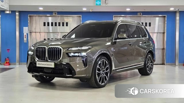 BMW X7 (G07) 2026 Коричневый из Кореи
