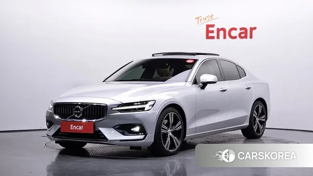 Volvo S60 3rd generation 2021 Серебряный из Кореи