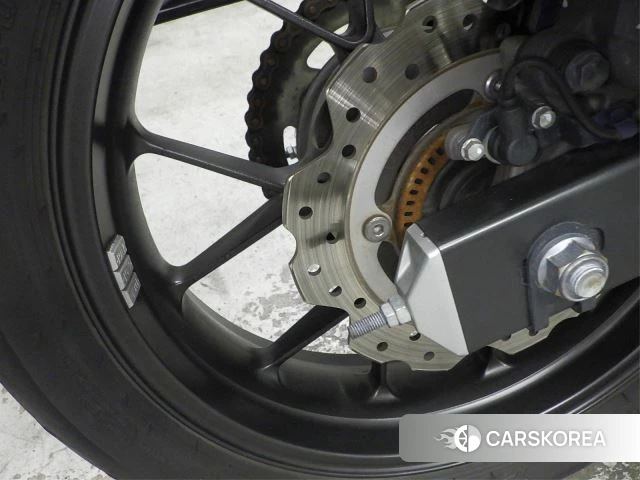 Проданный Honda CBR400R id 3946949 из Японии, фото 2