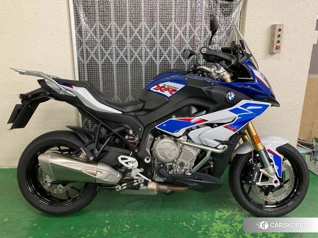 Проданный BMW S1000XR 2018 из Японии