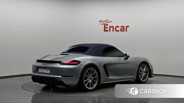 Porsche 718 Boxster 2022 Серебряный из Кореи