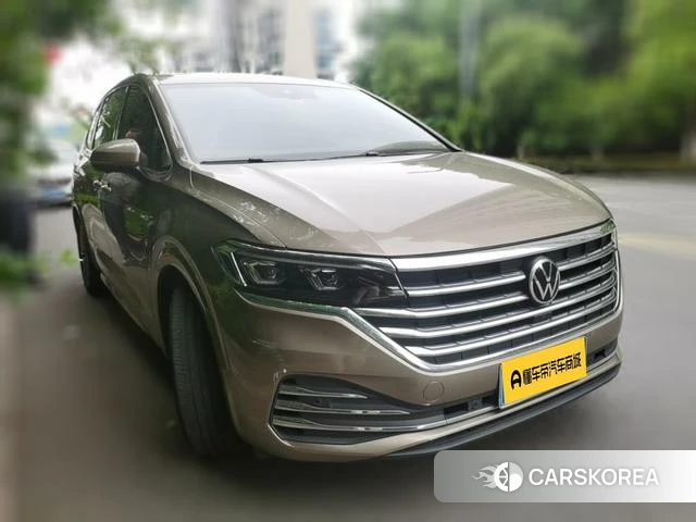 Volkswagen Weiran 2022 Желтый из Китая