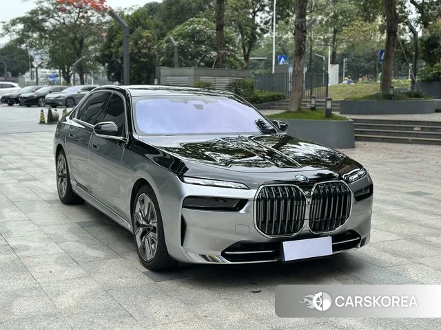 BMW 7 series 2024 Черный из Китая
