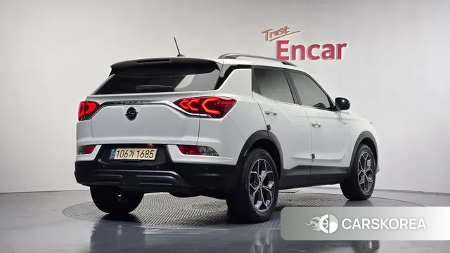 Ssangyong Beautiful Korando 2021 Белый из Кореи