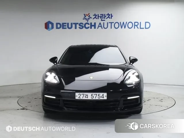 Porsche Panamera (971) 2018 Черный из Кореи