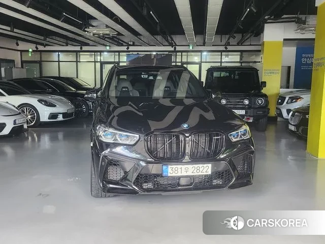 BMW X5M (G05) 2022 Черный из Кореи