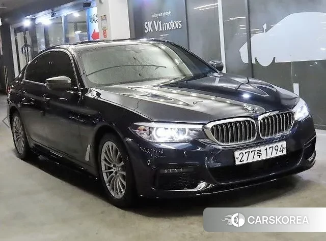 BMW 5 Series (G30) 2019 Синий из Кореи
