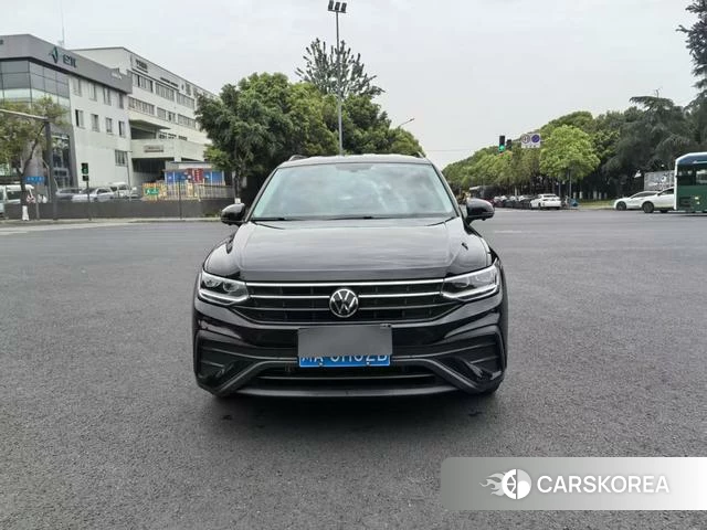 Volkswagen Tiguan L 2025 Черный из Китая