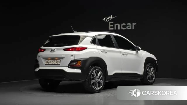Hyundai Kona 2018 Белый из Кореи