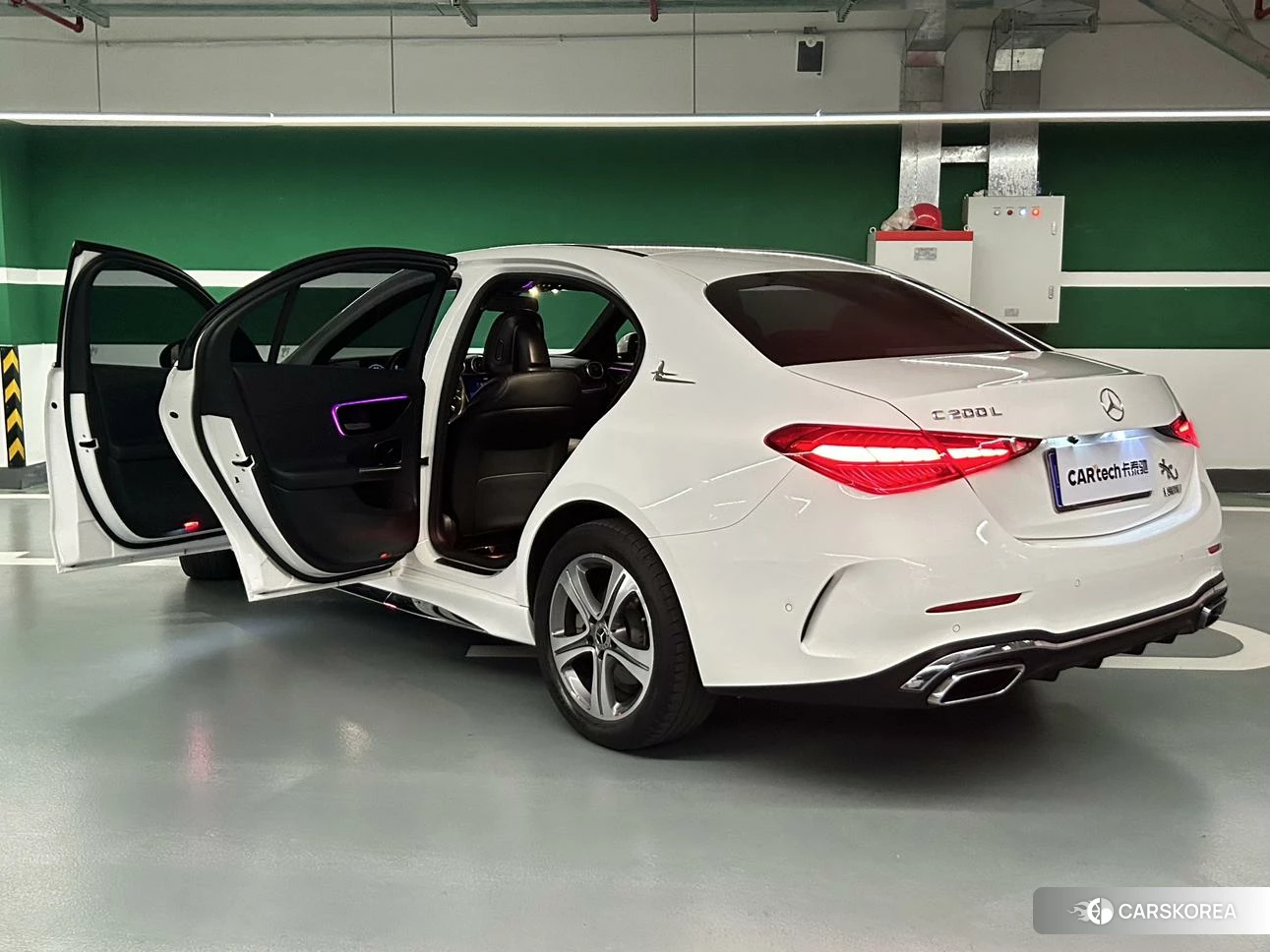 Mercedes-Benz Class C 2022 Белый из Китая