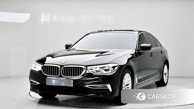 BMW 5 Series (G30) 2020 Черный из Кореи
