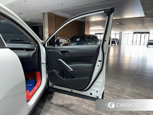 Toyota Corolla Sharp amplifier 2022 Белый из Китая