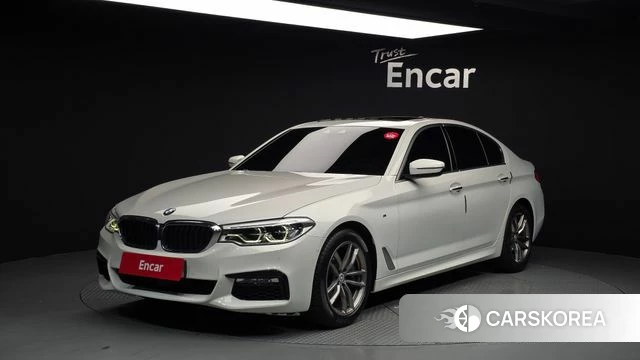 BMW 5 Series (G30) 2018 Белый из Кореи