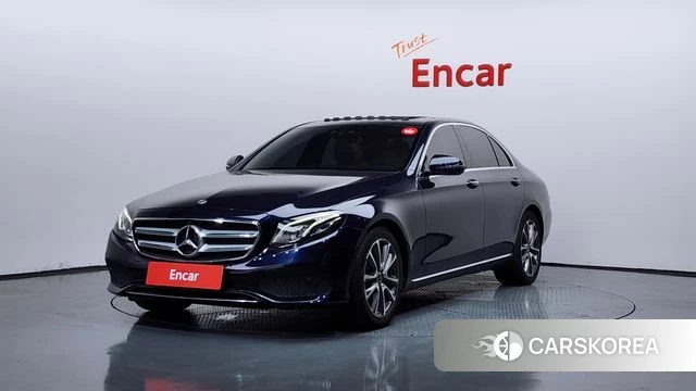 Mercedes-Benz E-Class W213 2019 Синий из Кореи