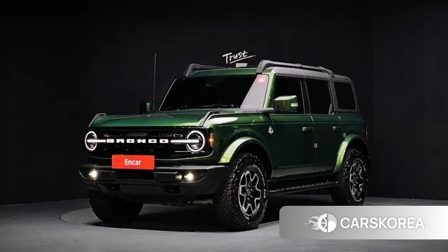 Ford Bronco 6th Generation 2023 Зеленый из Кореи