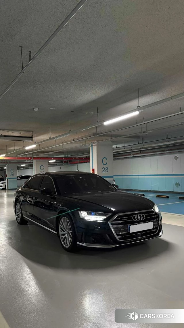 Audi A8 (D5) 2020 Черный из Кореи