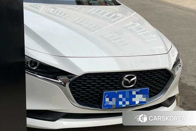 Mazda 3 Angkesaila 2023 Белый из Китая