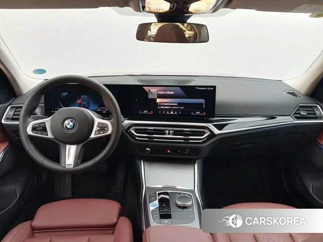 BMW i3 2025 Черный из Китая